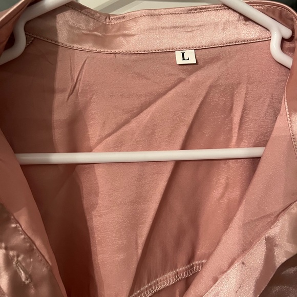 Button up blouse - Picture 3 of 7